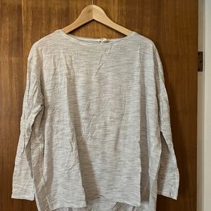 Lululemon Back In Action LS - size 8
